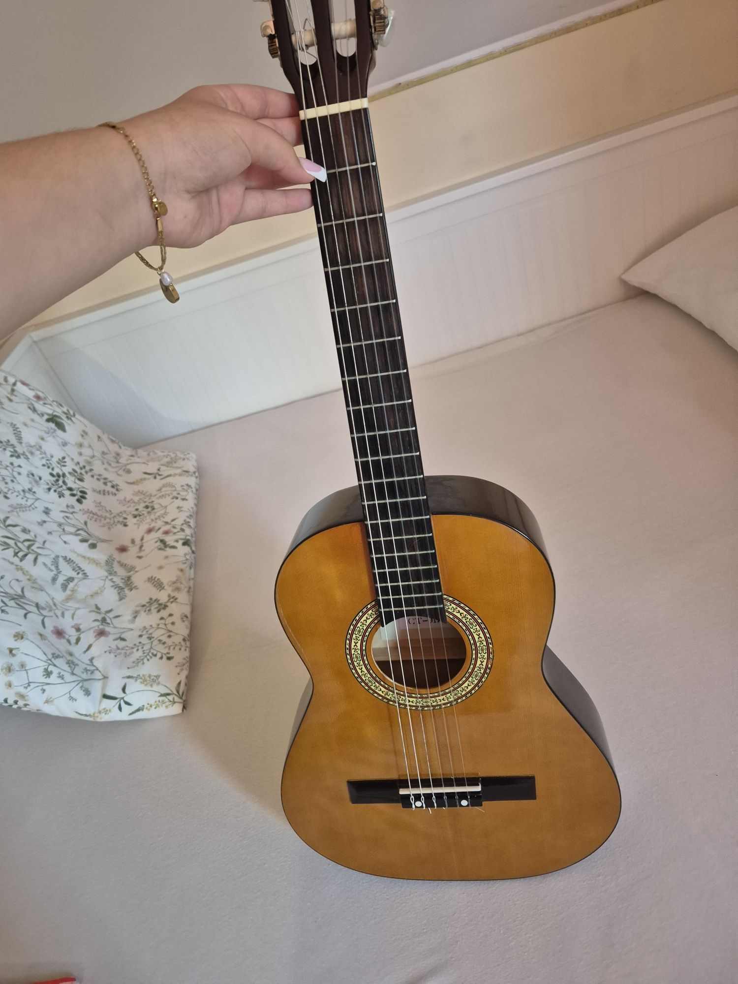 gitara firmy Ever Play