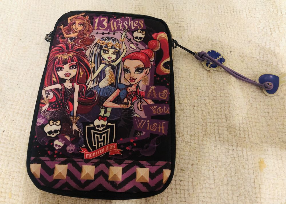 Etui Monster High 13 Wishes tablet 7 cali