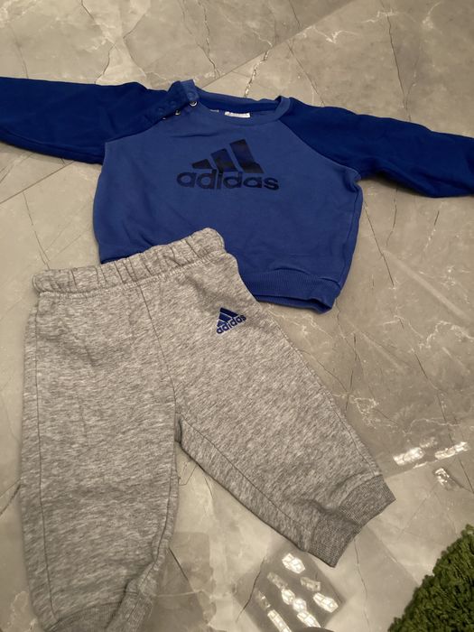 Dresik niemowlęcy Adidas