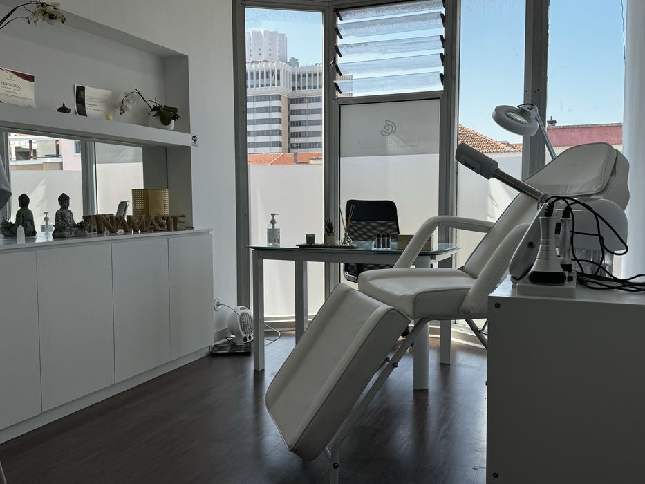 Marquesa de Estética RickiParodi Branca