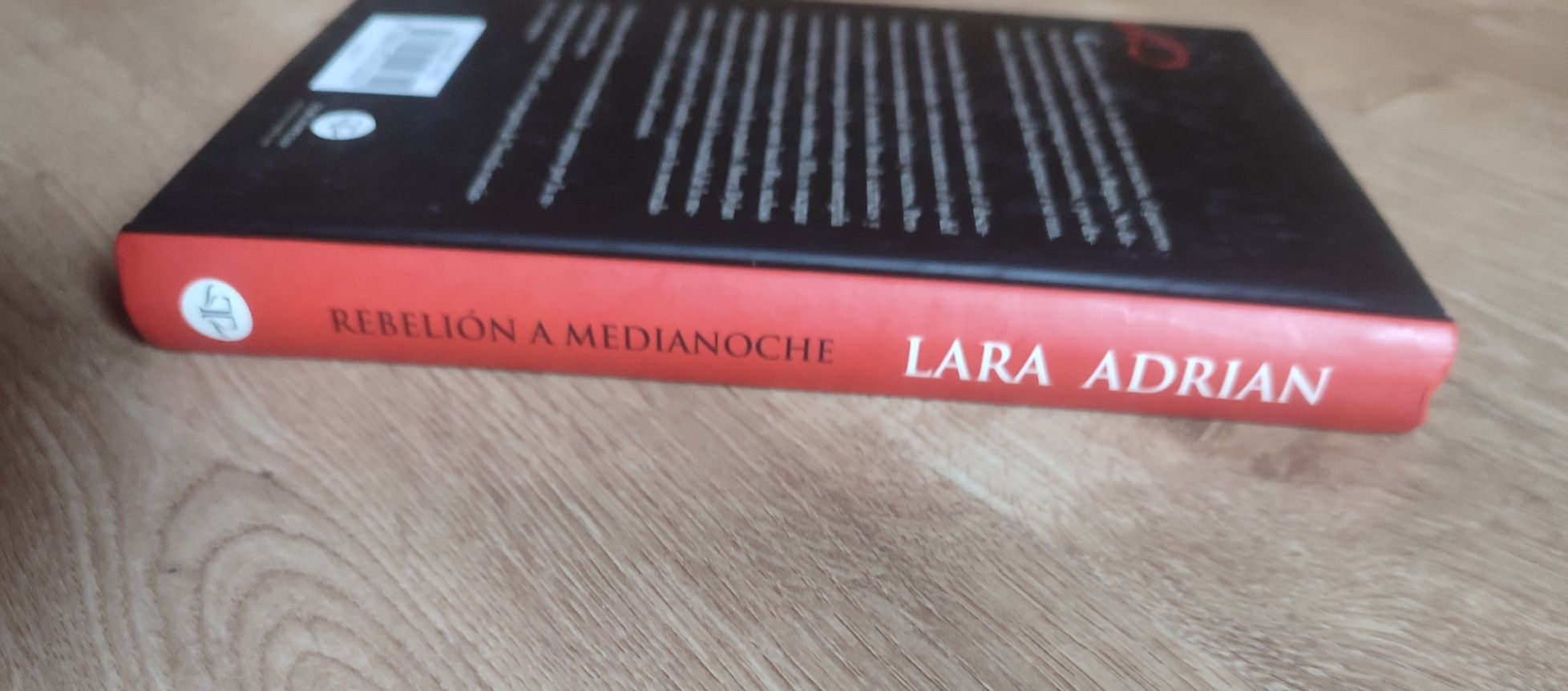 Lara Adrian - Rebelion a medianoche - język hiszpański