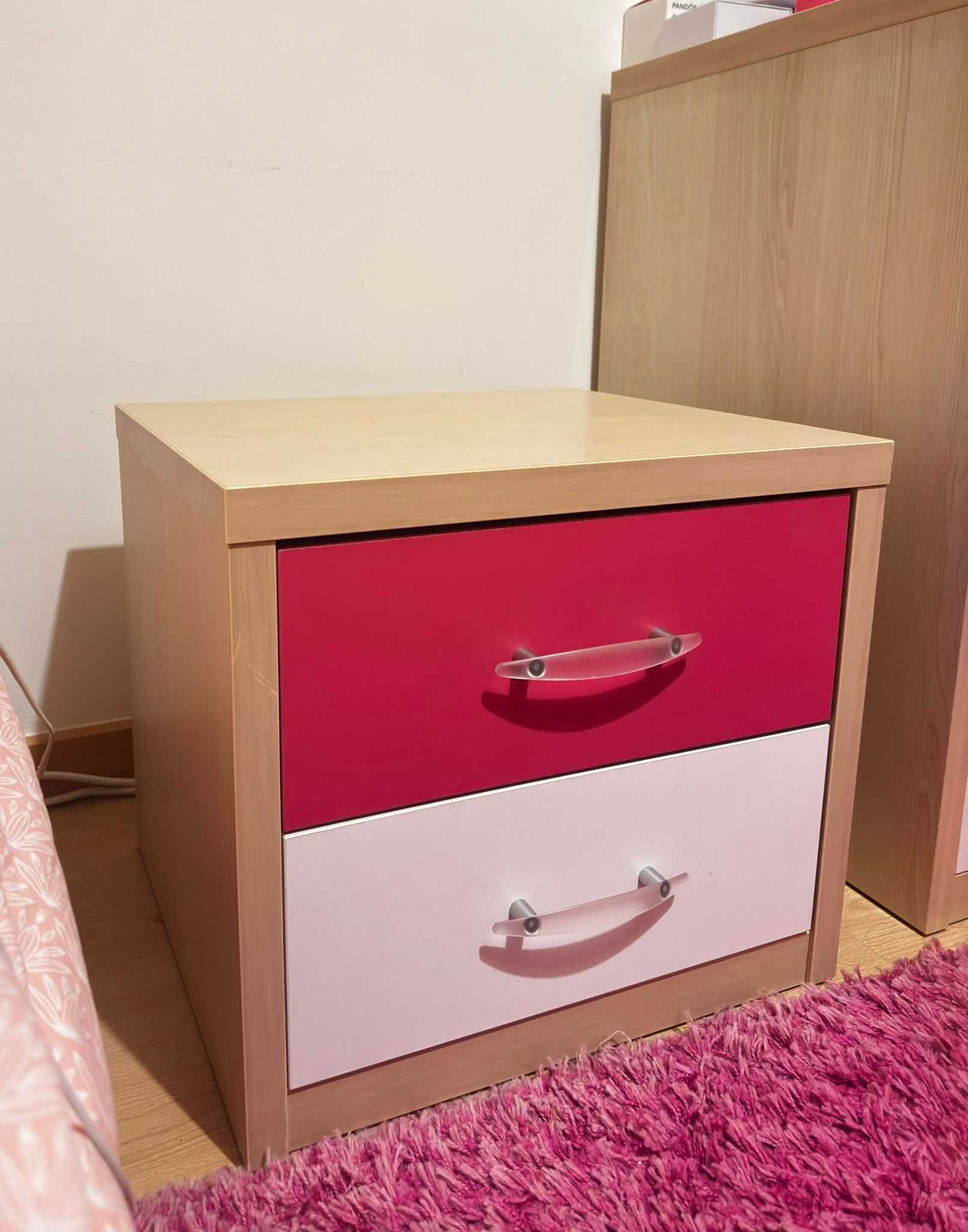Móveis de quarto criança menina