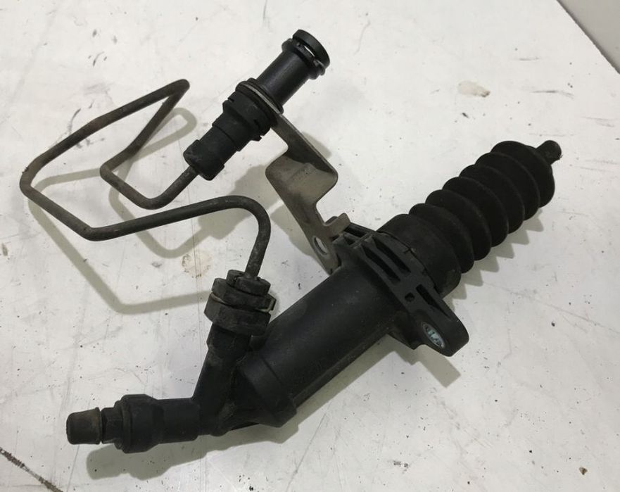 WYSPRZĘGLIK 6775872 BMW E60 E61 E63 E81 E84 E90