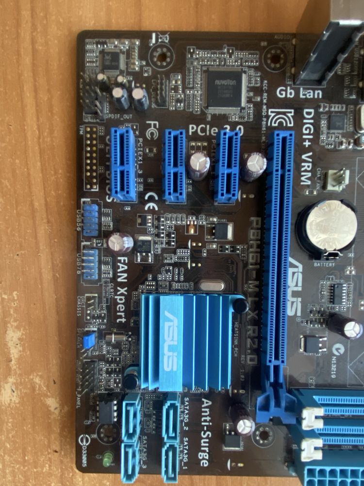 Материнська плата Asus P8H61-M LX R2.0