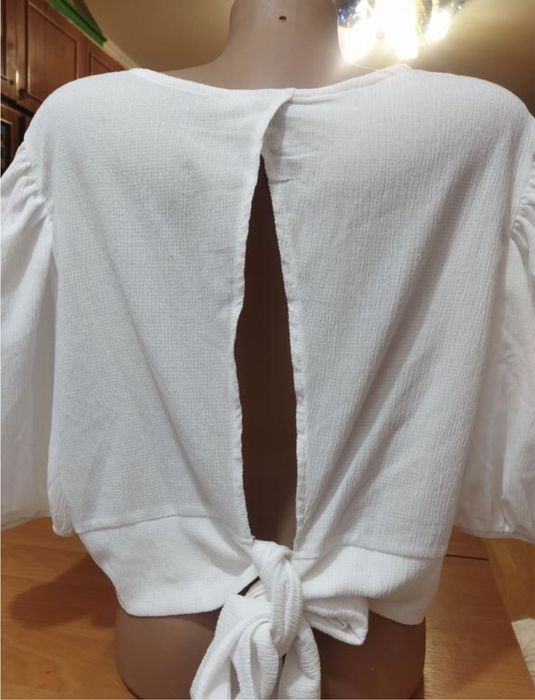 Красивий топ відомого бренду H₴M