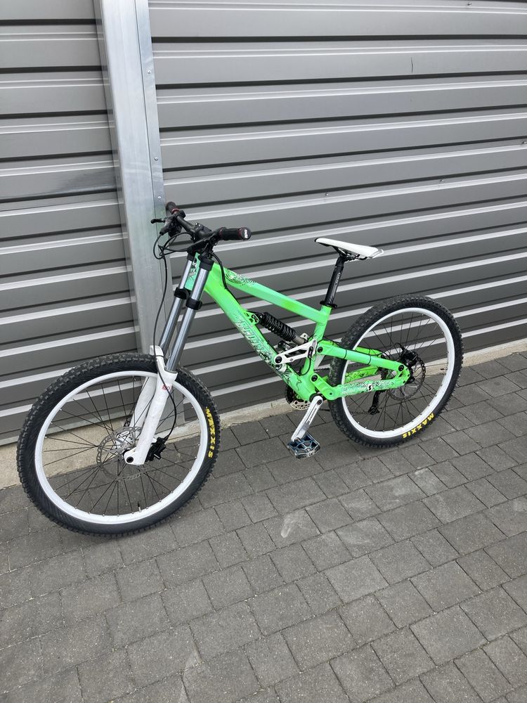 Scott voltage 20 fr . Nowe czesci fox , rock shock