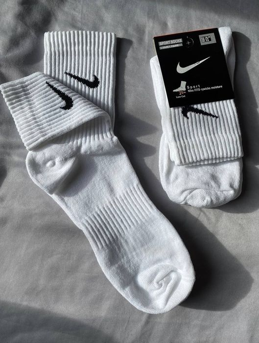 Skarpety Nike wysokie 35-39/40-45