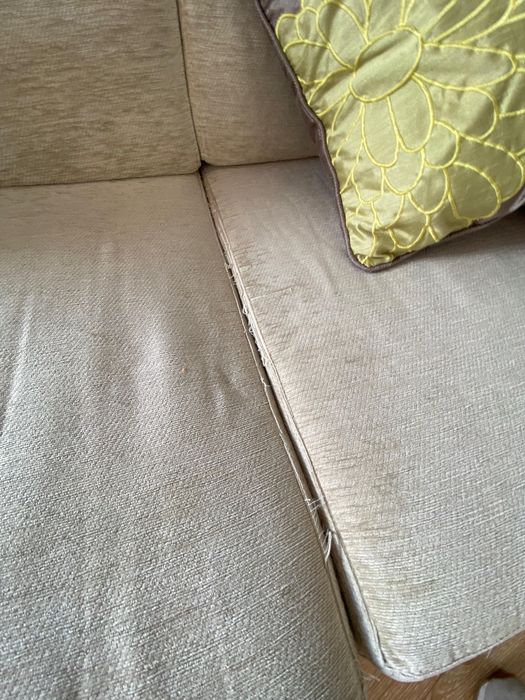 Sofa chaise long 4 lugares creme