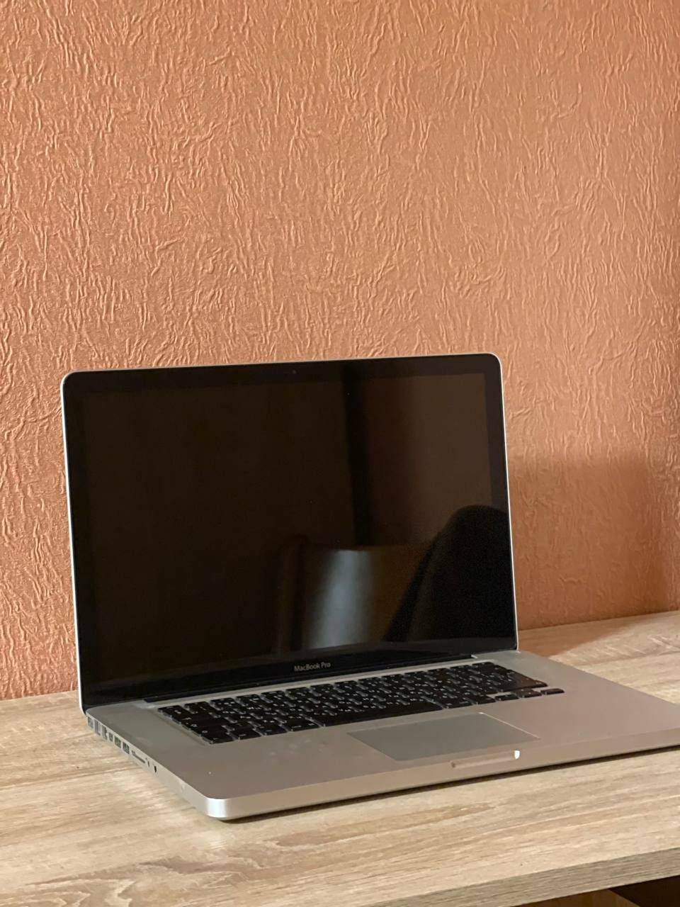 Продаю Macbook pro 2011 ТЕРМІНОВО!!!