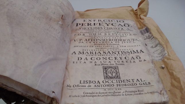 livro antigo 1730