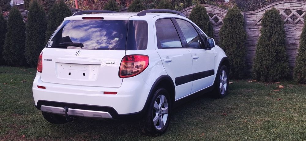 Suzuki Sx4 2012 Benzyna  Bezwypadkowy