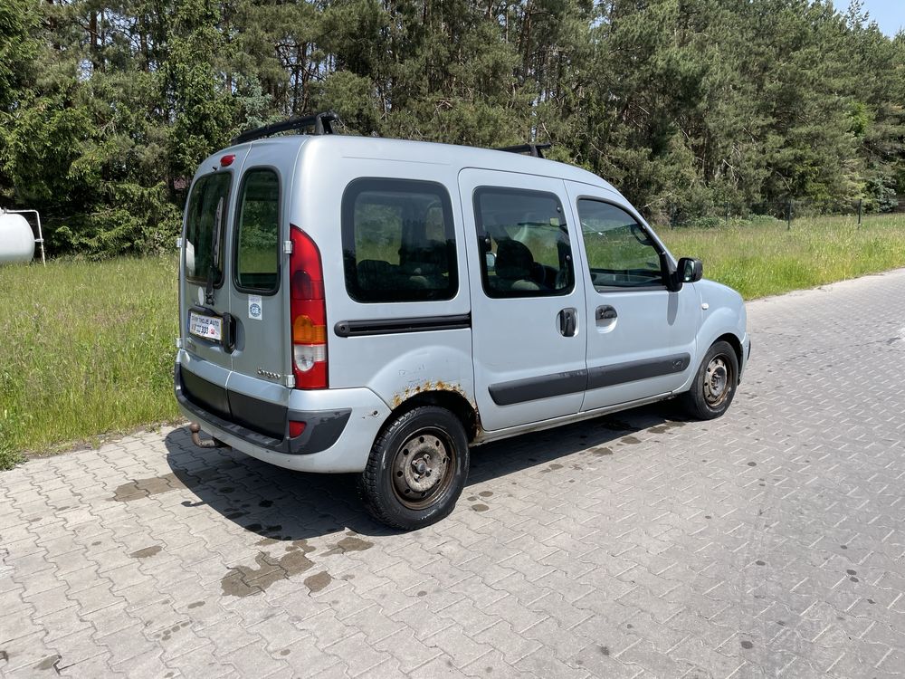 Renault Kangoo 1,5 Diesel 2006r. Z hakiem.