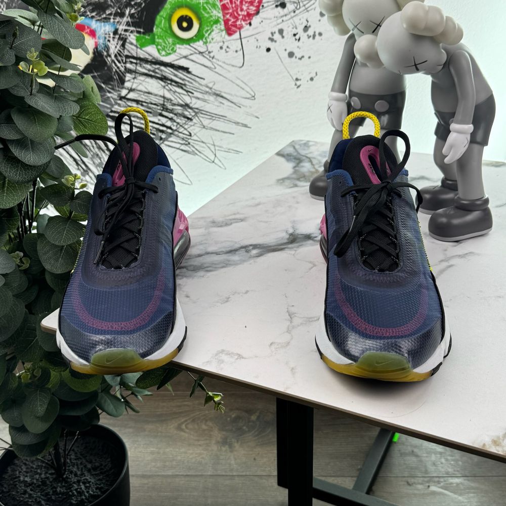 Кросівки Nike Air Max 2090 41 розмір 1329