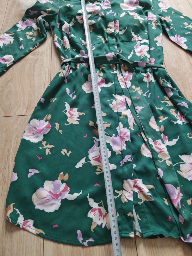 Zielona khaki sukienka midi w kwiaty, Mohito, rozmiar 40