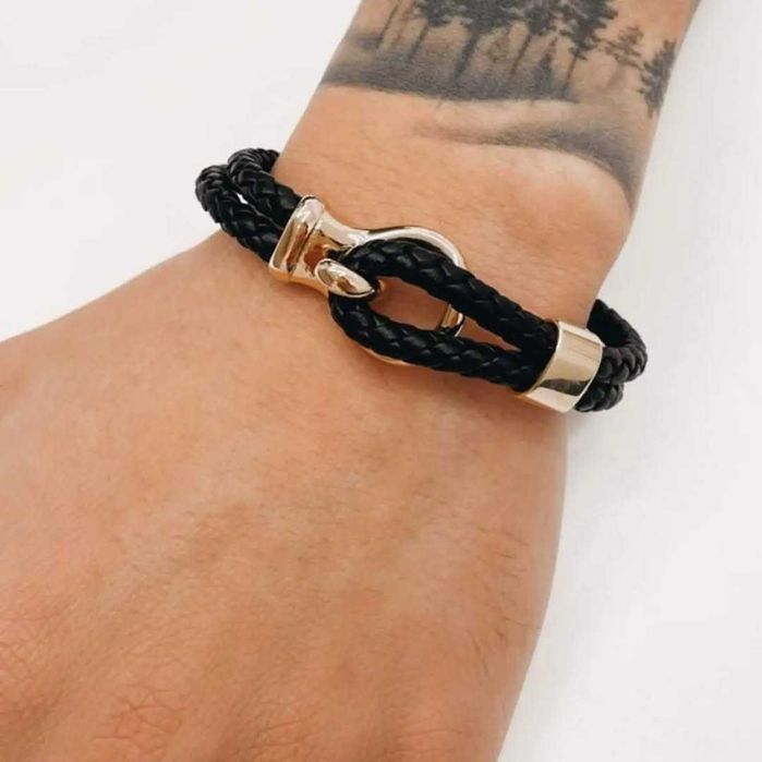 Pulseira em Aço inoxidável e Couro de qualidade