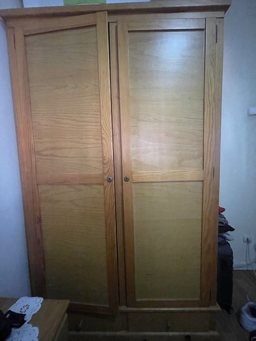 Guarda roupa/ Roupeiro