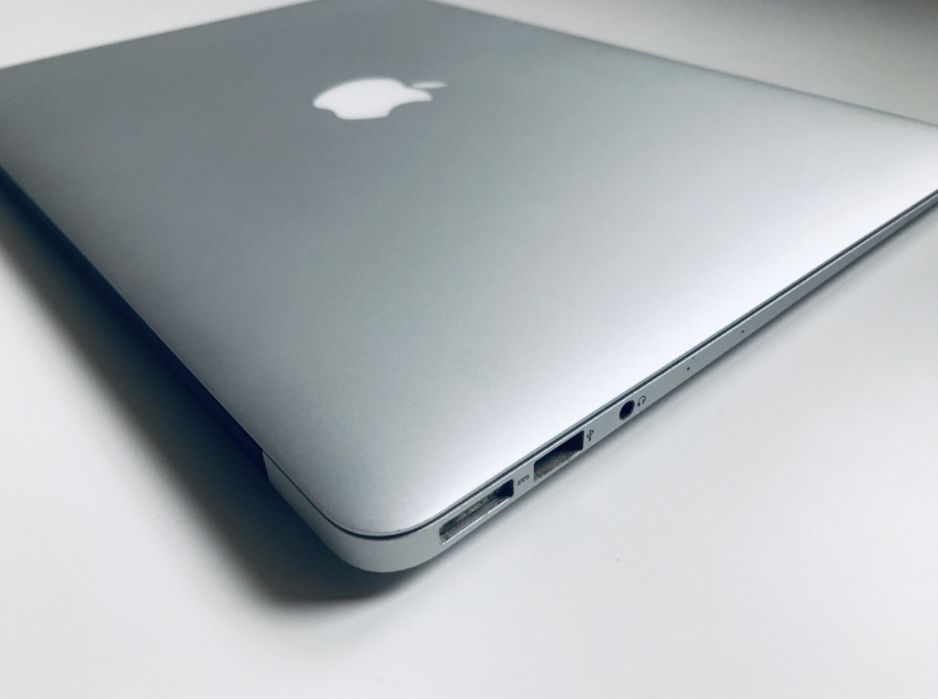 PIĘKNY I SZYBKI    Laptop Apple Macbook Air 13,3' i5 8GB SSD 512GB