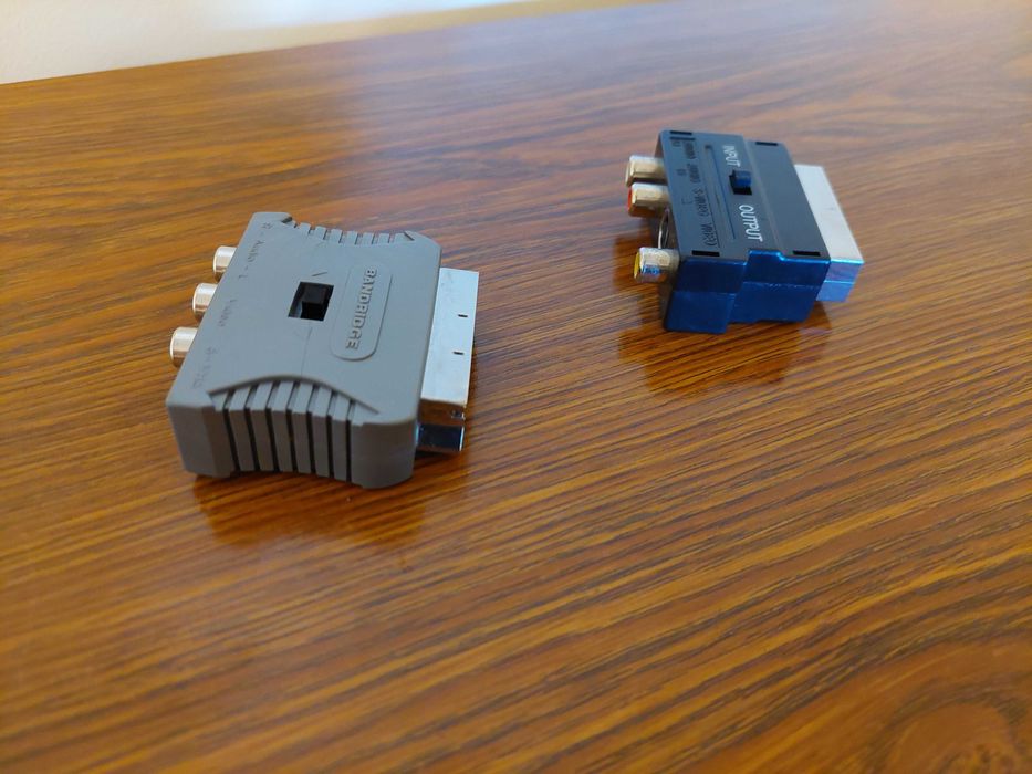 Adaptador SCART Entrada/Saida 3 RCA Femea + SVHS