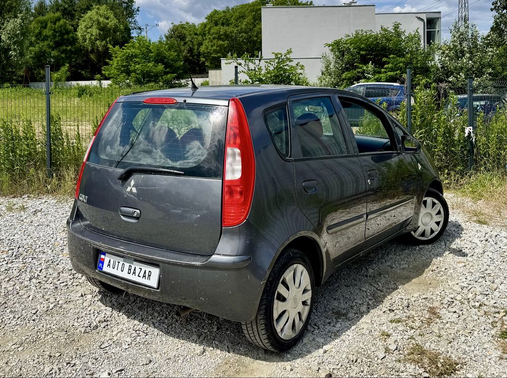 Mitsubishi Colt 1.1 Benzyna  *2007 * 190 tys * Czerwony środek * Ladna