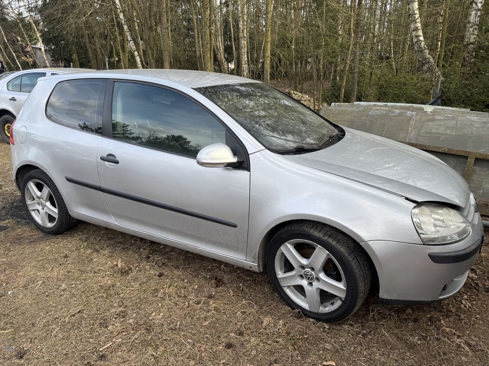 Drzwi Golf 5 V Fotele 1.9 bkc części
