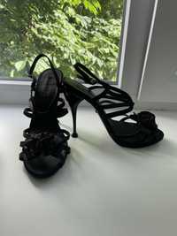 Шикарные черные туфли босоножки 37 размер