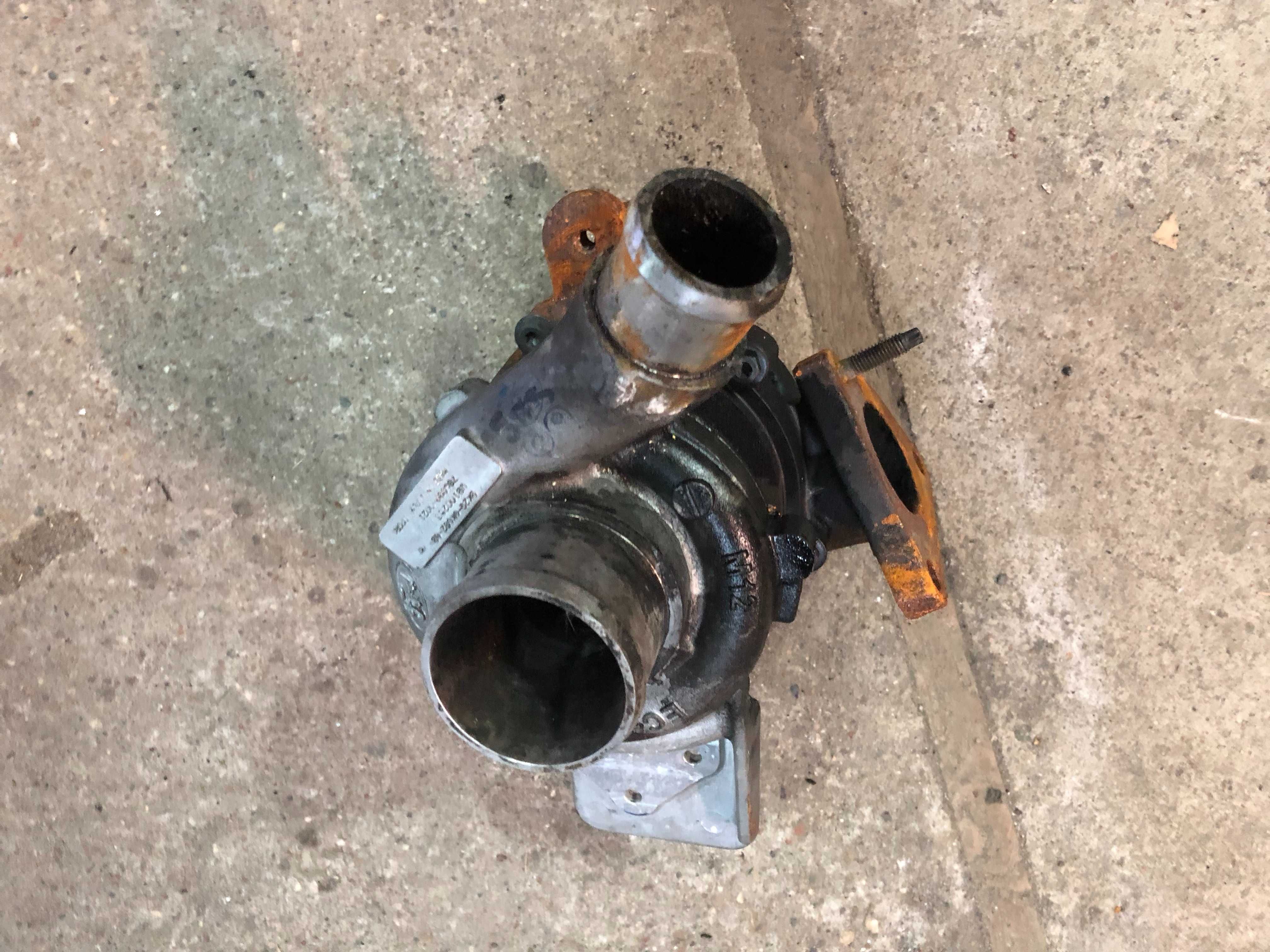 SILNIK FORD TRANSIT część  silnik wtryski turbo