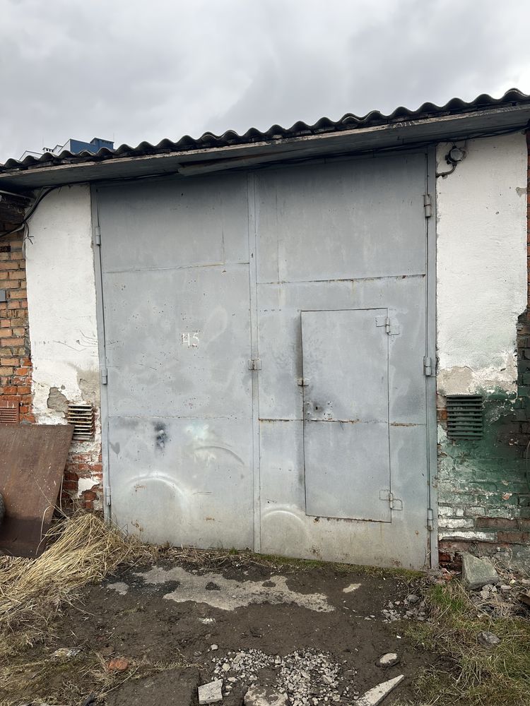 Продам гараж в центрі міста