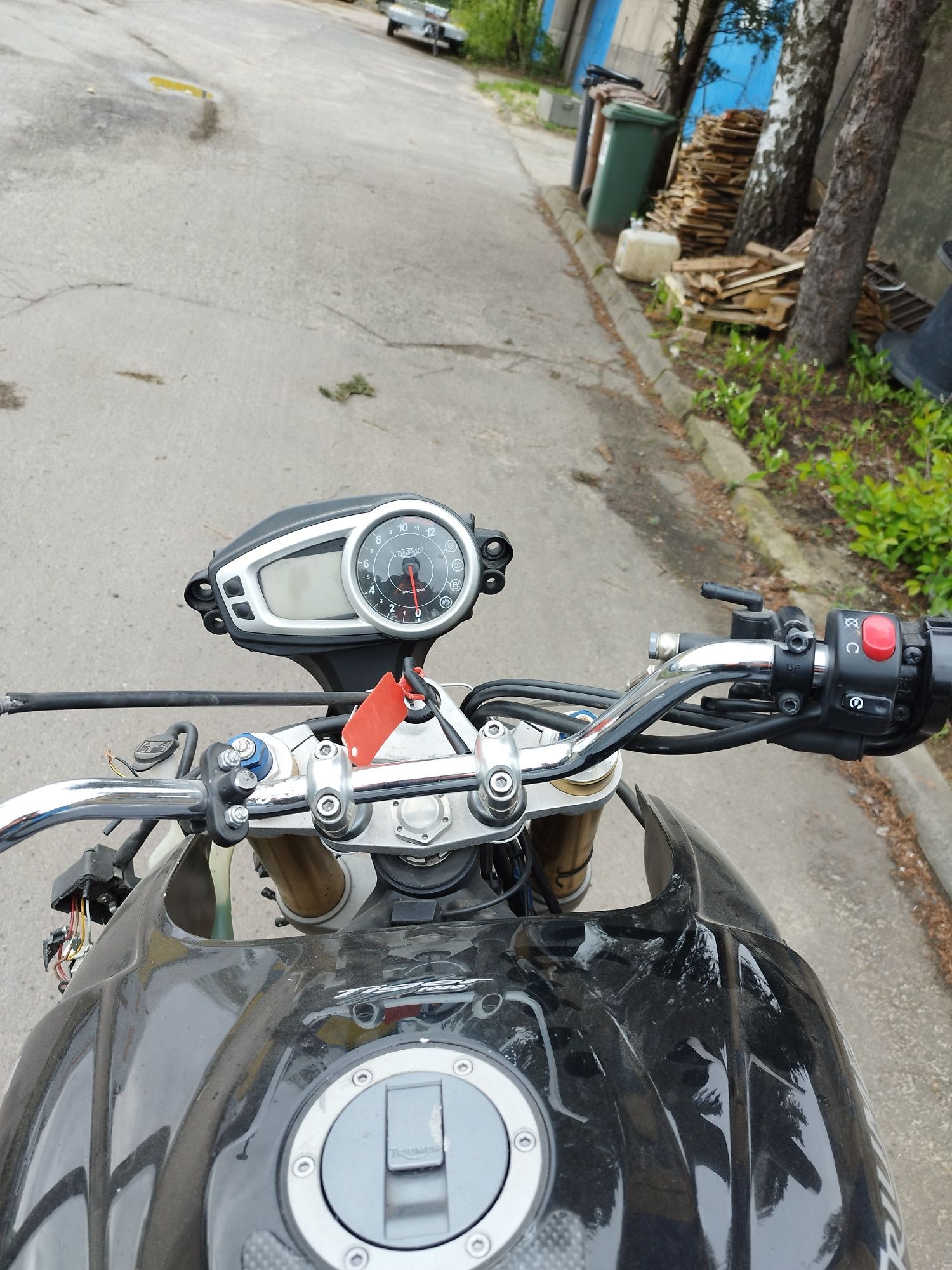Triumph Tiger 1050 sprowadzony,niekompletny