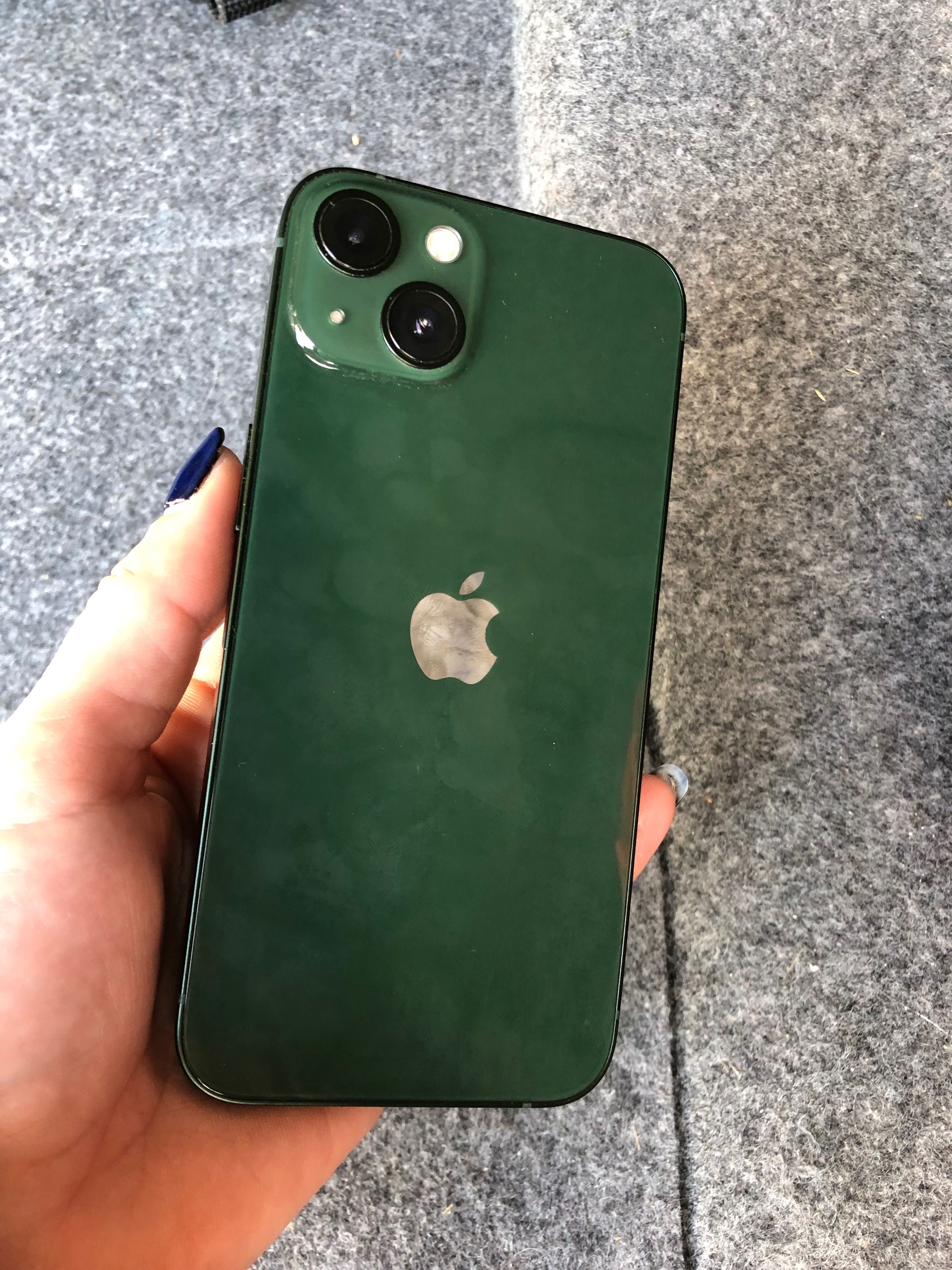 iPhone 13 green 128 gb