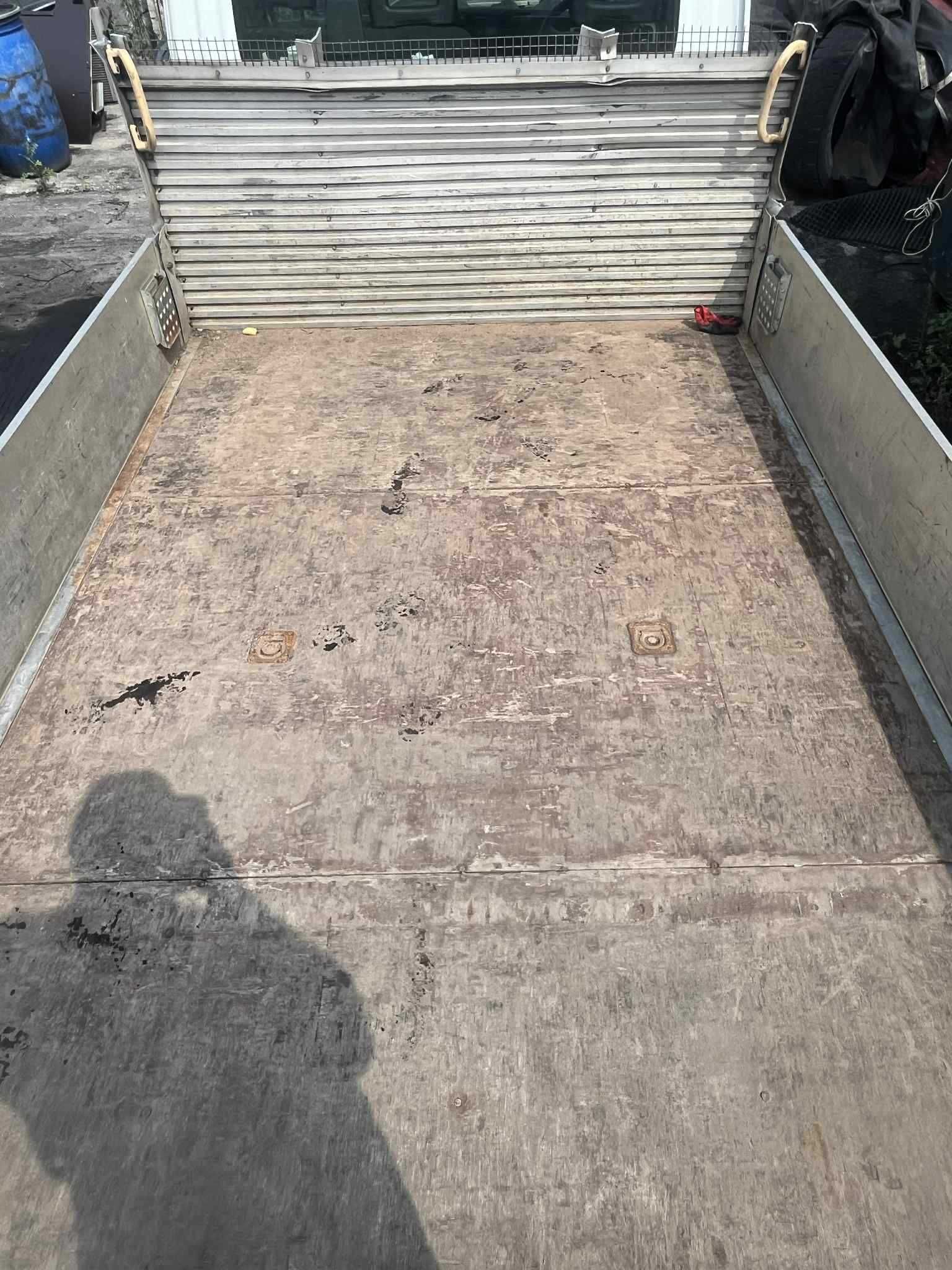 Skrzynia ładunkowa z pojazdu IVECO DAILY 3.56 x 2x15 m HIGHWAY 2015R