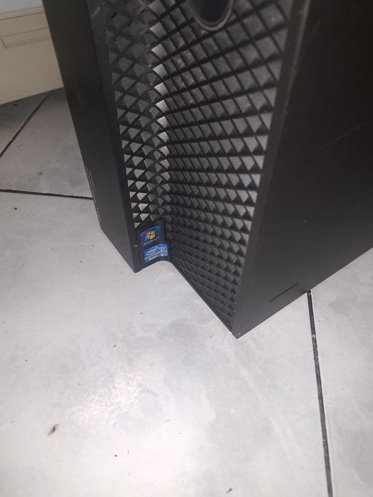 Komputer stacjonarny DELL intel xeon E5