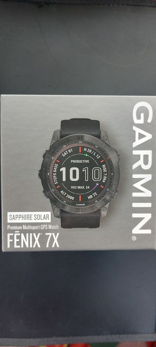 Garmin Fenix 7X Sapphire Solar 2023 року