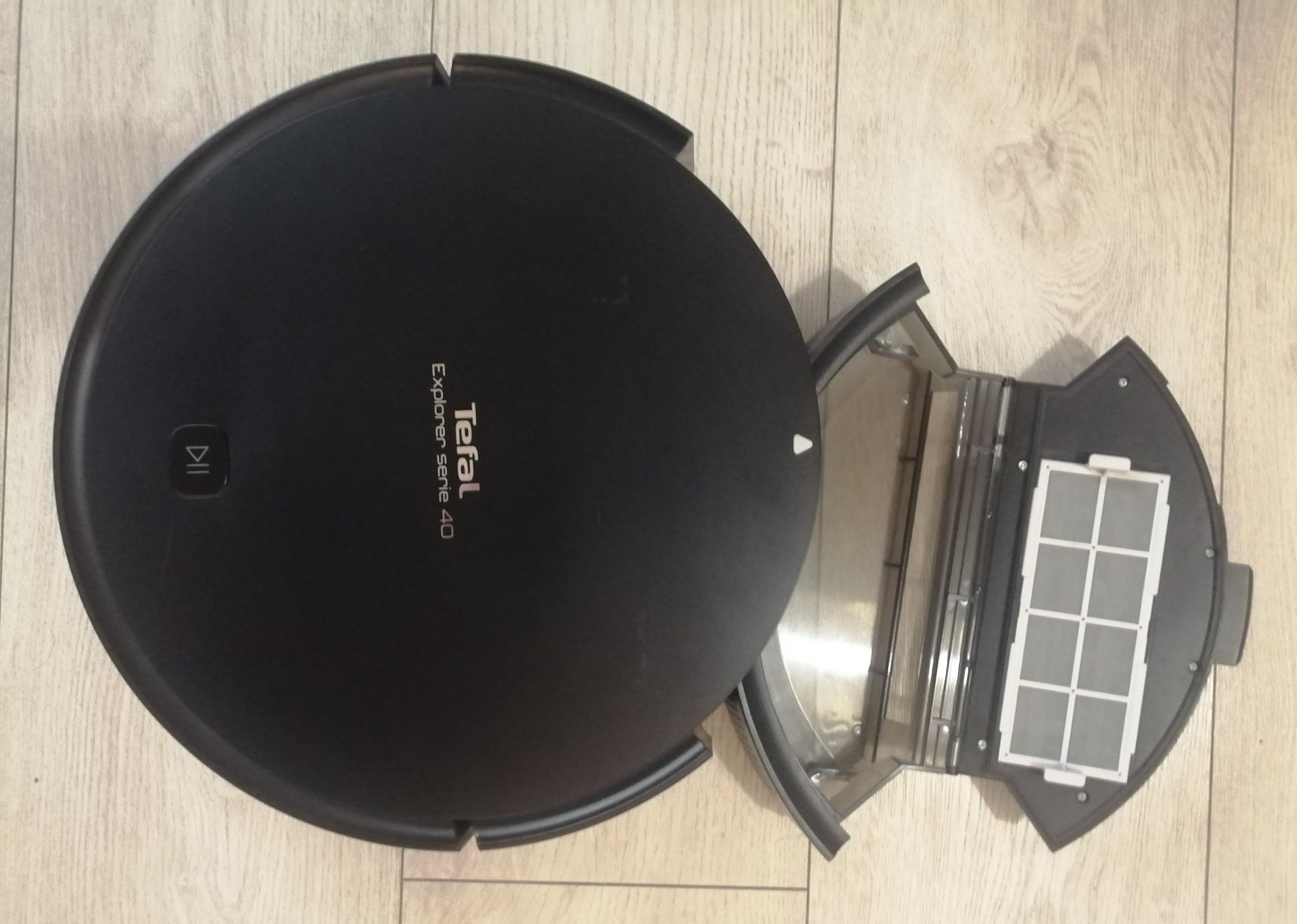 Robot sprzątający Tefal Explorer serie 40