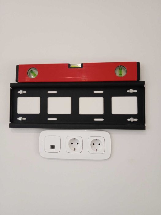 Повесить зеркало, бра, телевизор, люстру,картину Одесса