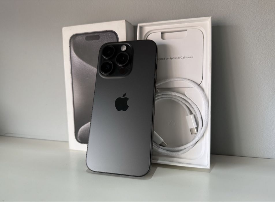 Iphone 15 Pro 256GB - Caixa e Acessórios