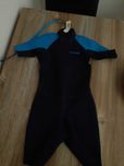 Vendo Fato de surf olaian para criança 133cm a 142 cm