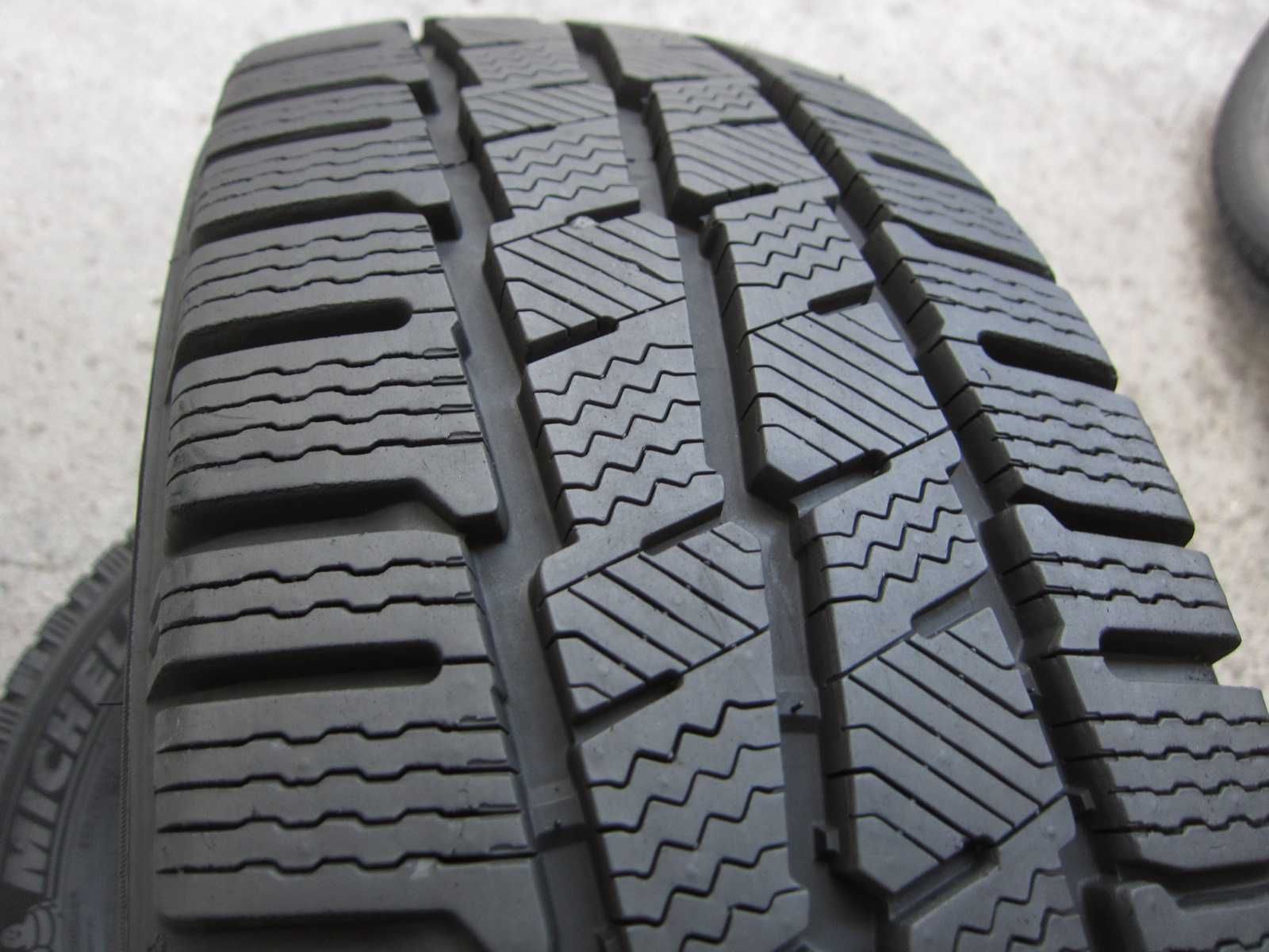 2x Michelin Agilis Alpin 215/60r17C 8,8mm 2022r