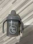 Kubek Twistshake niekapek z mikserem 4m+ 230ml
