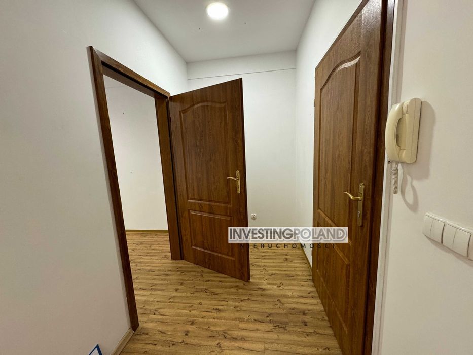 Biura z parkingiem b/o, ogrzewanie w cenie czynszu