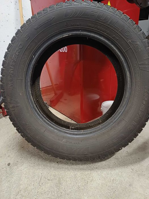 Sprzedam opony zimowe