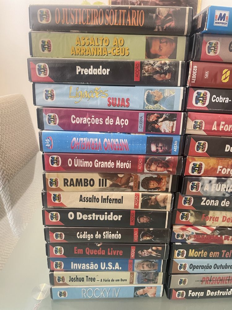 Lote 30 filmes  vhs classicos
