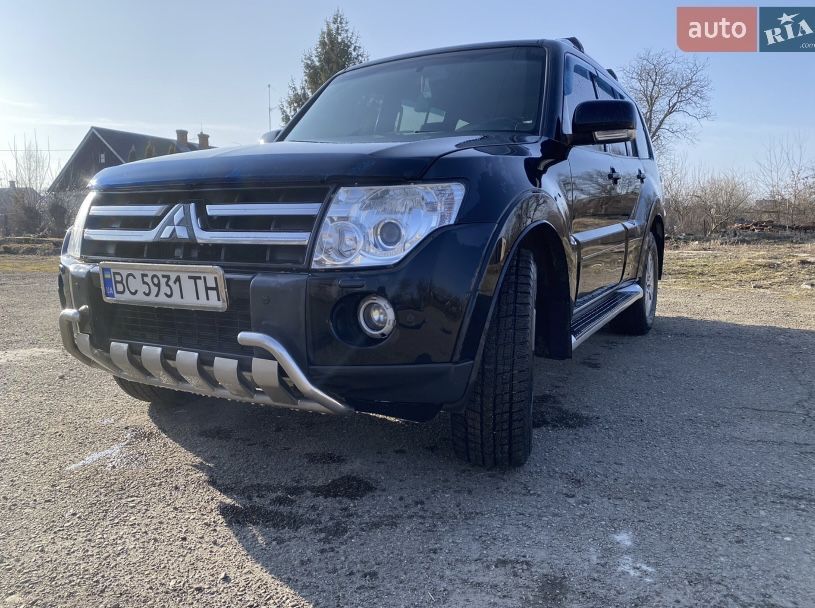 Продам паджеро вагон 4