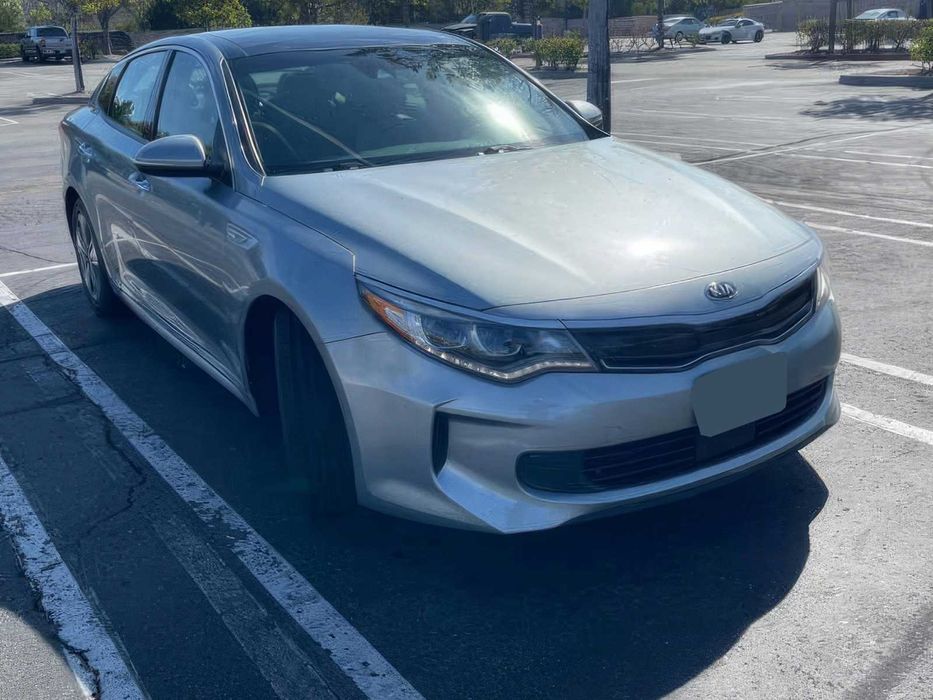 Kia Optima      2017
