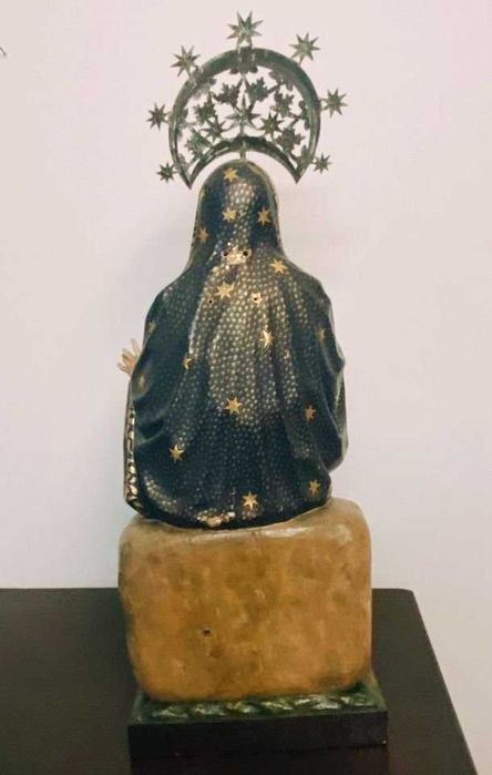 imagem Nsa Senhora das Dores Madeira policromada Séc XVIII
