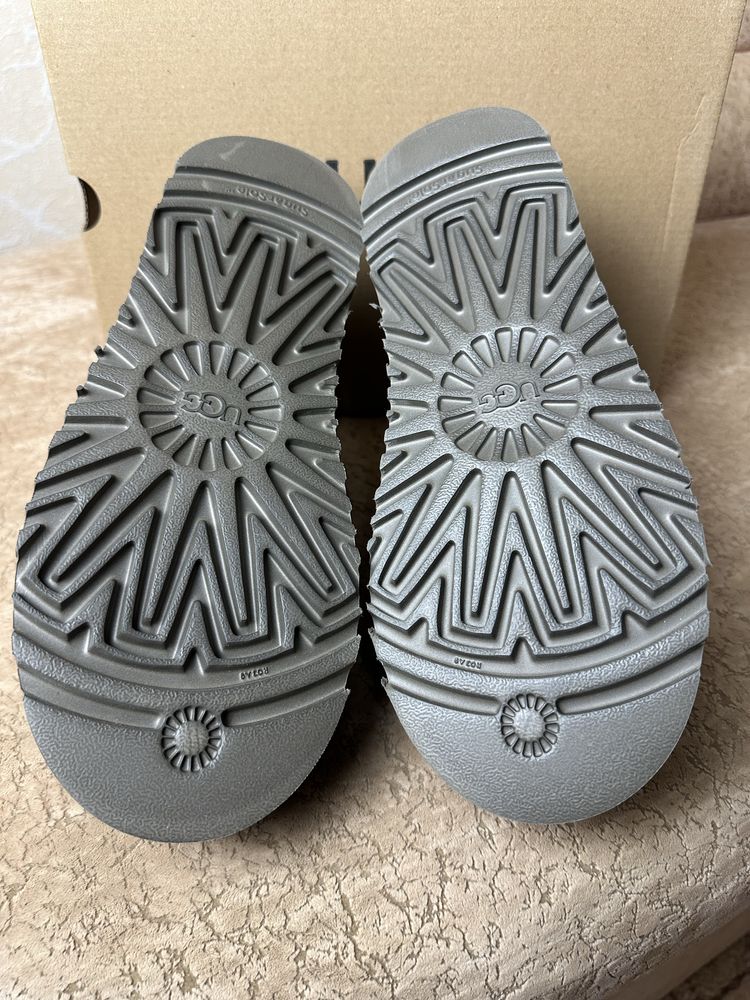 Чоботи угги UGG Classic Ultra Mini Platform