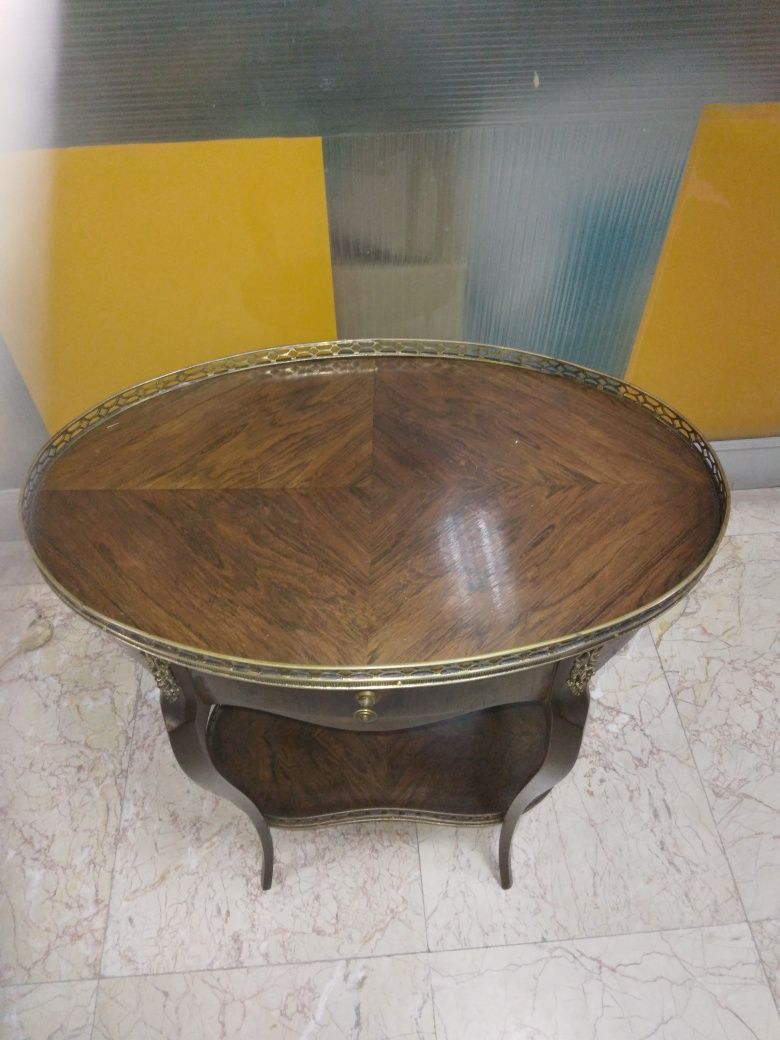 Mesa de apoio dois tampos em pausanto