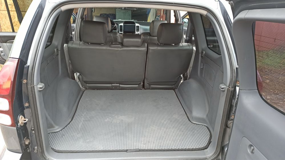 Toyota Land Cruiser Prado 120 2008 года