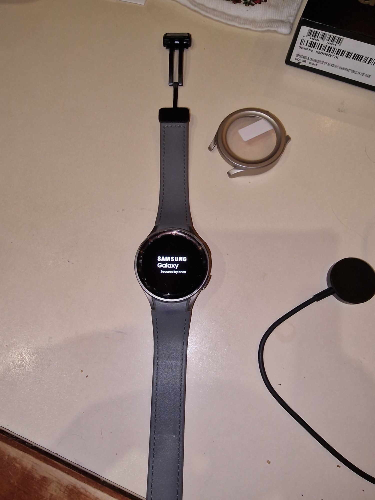 Samsung galaxy watch5 pro 45mm LTE e-sim