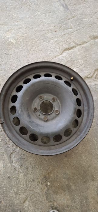 Stalowe felgi audi 5x112 16
