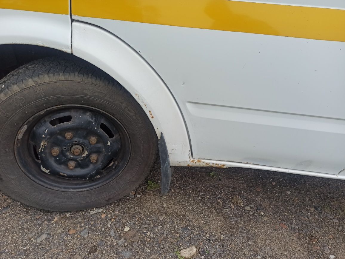 Autolaweta FORD TRANSIT 2.2TDCI 130KM laweta pomoc drogowa ład. 1490kg